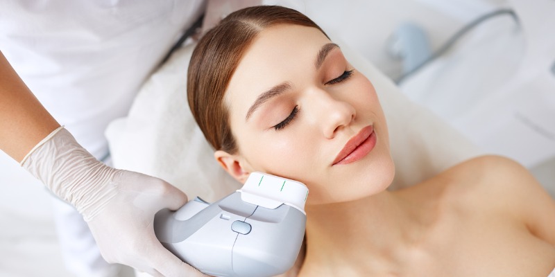 How Fat Freezing and HIFU Work Together? 4 book a personalised consultation of Fat Freezing and HIFU Together Broxburn